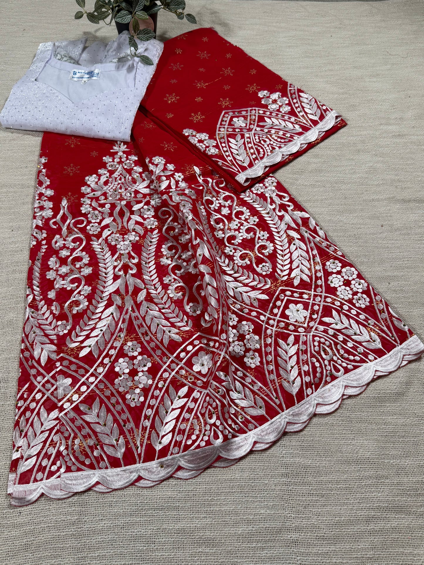 Salouva rouge + motif blanc (avec Pena)