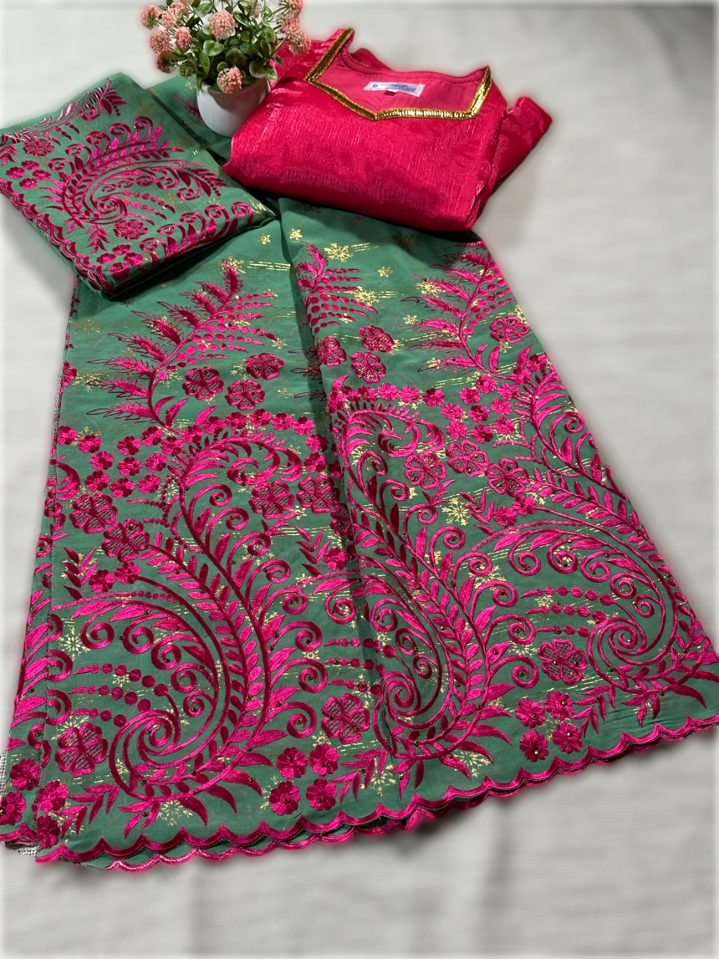 Salouva vert avec motifs rose (avec Pena)