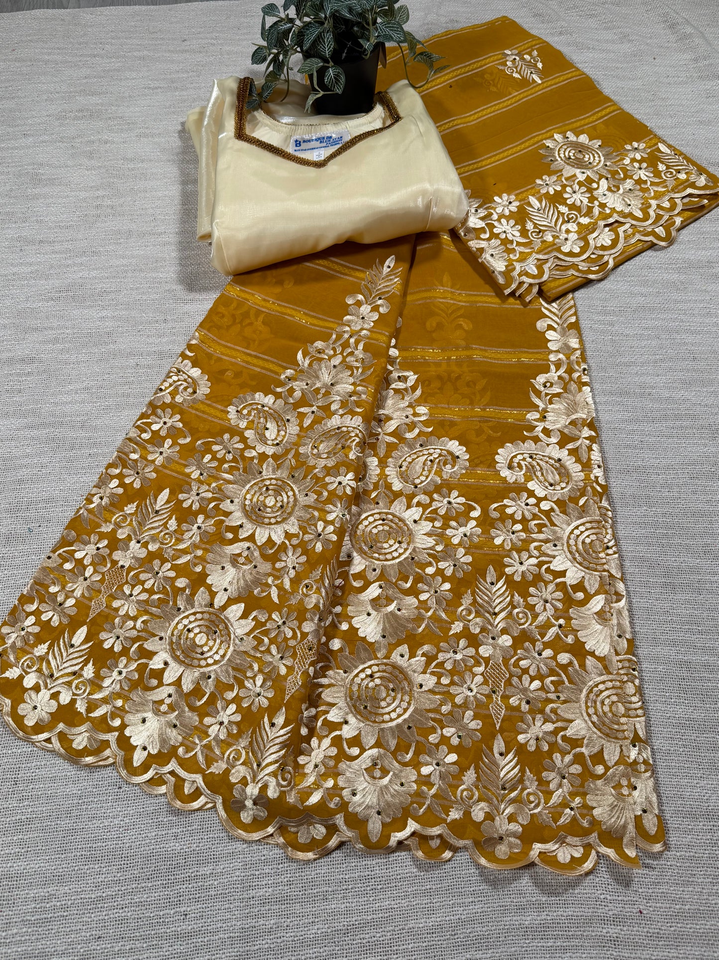 Salouva marron + motif beige (avec Pena)