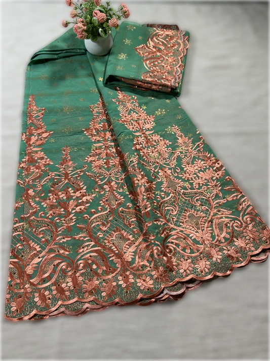 Salouva vert avec motifs orange clair (avec Pena)