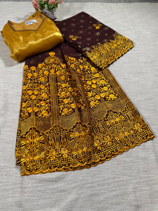 Salouva marron + motif doré (avec Pena)