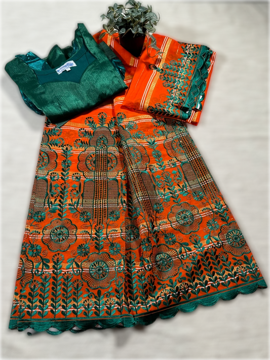 Salouva orange avec motifs vert (avec Pena)