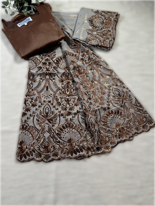 Salouva gris avec motifs marron (avec Pena)