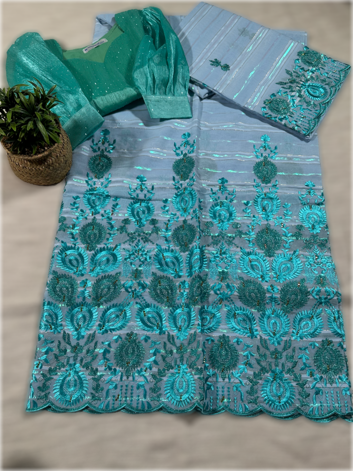 Salouva bleu avec motif bleu (avec Pena)