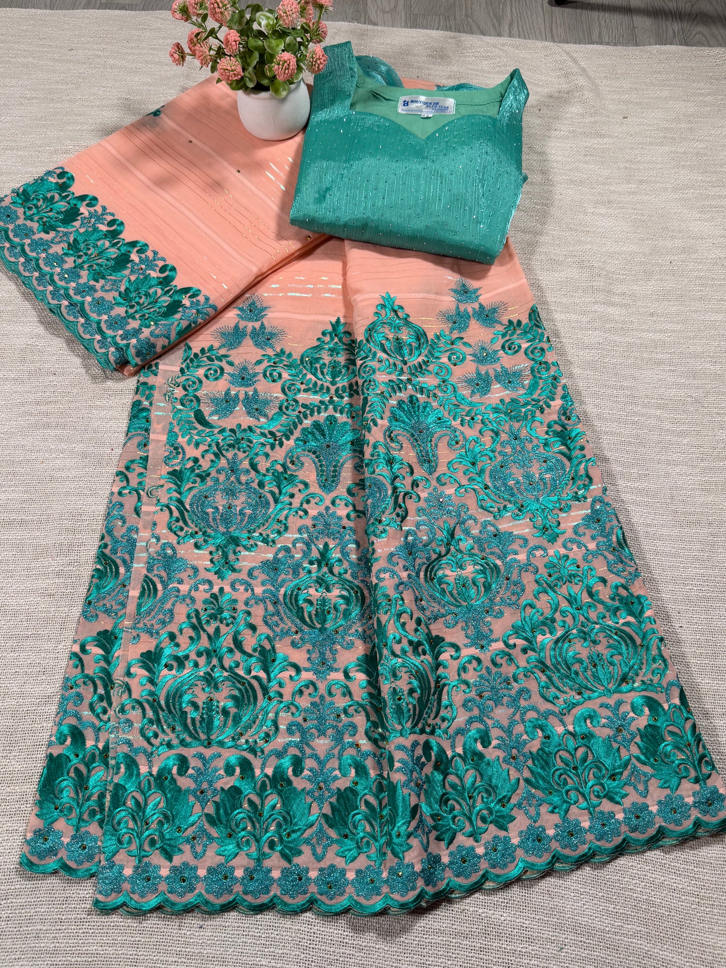 Salouva rose saumon + motif bleu (avec Pena)