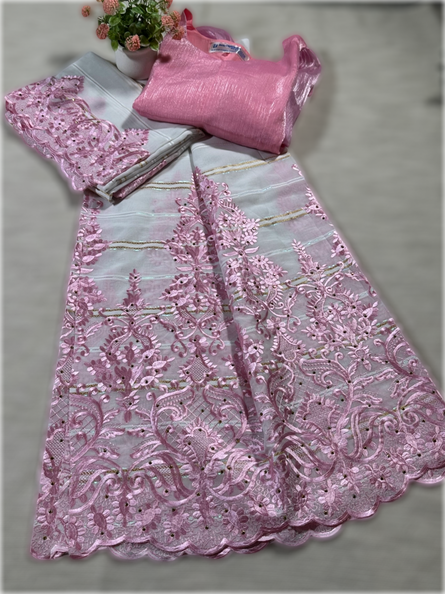 Salouva blanc avec motifs rose (avec Pena)