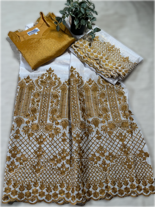 Salouva blanc avec motif doré (avec Pena )