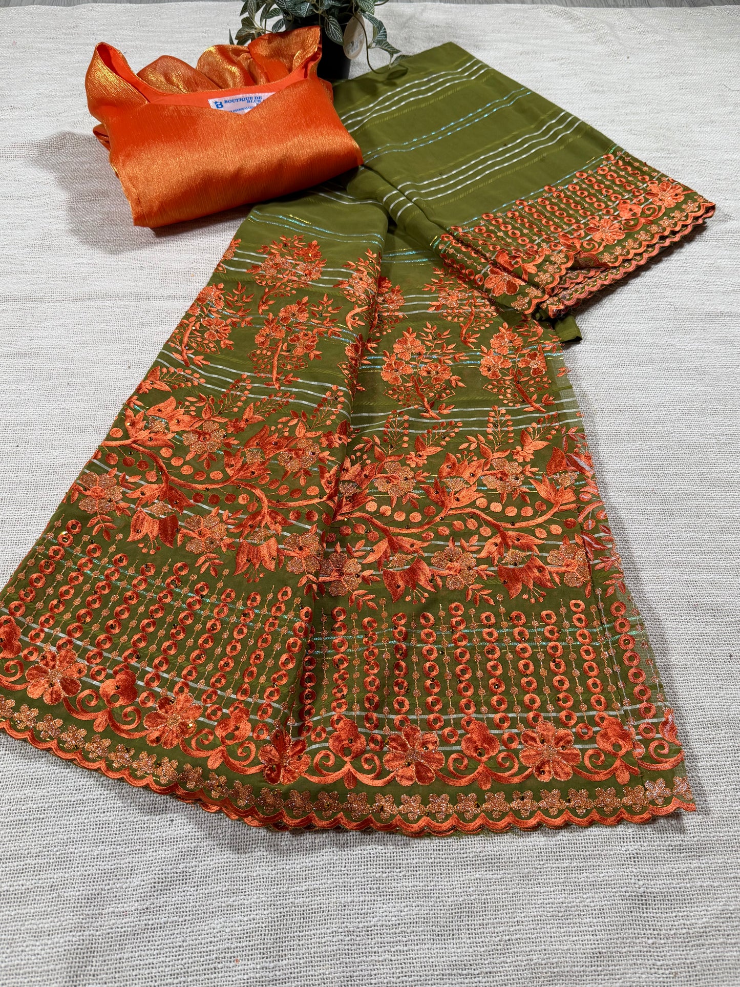 Salouva vert + motif orange (avec Pena)